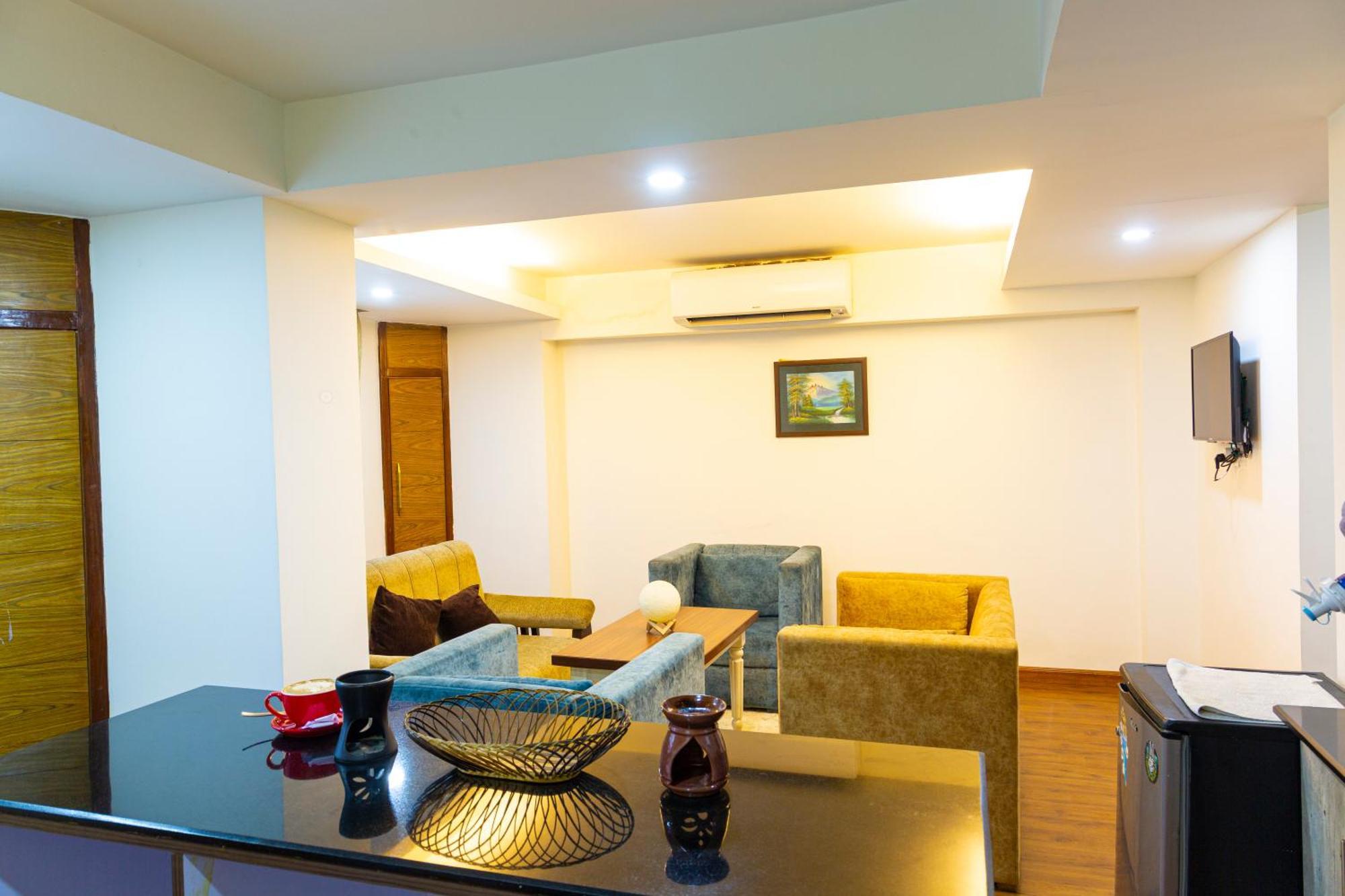 Hotel Tradition & Spa Kathmandu Exterior photo